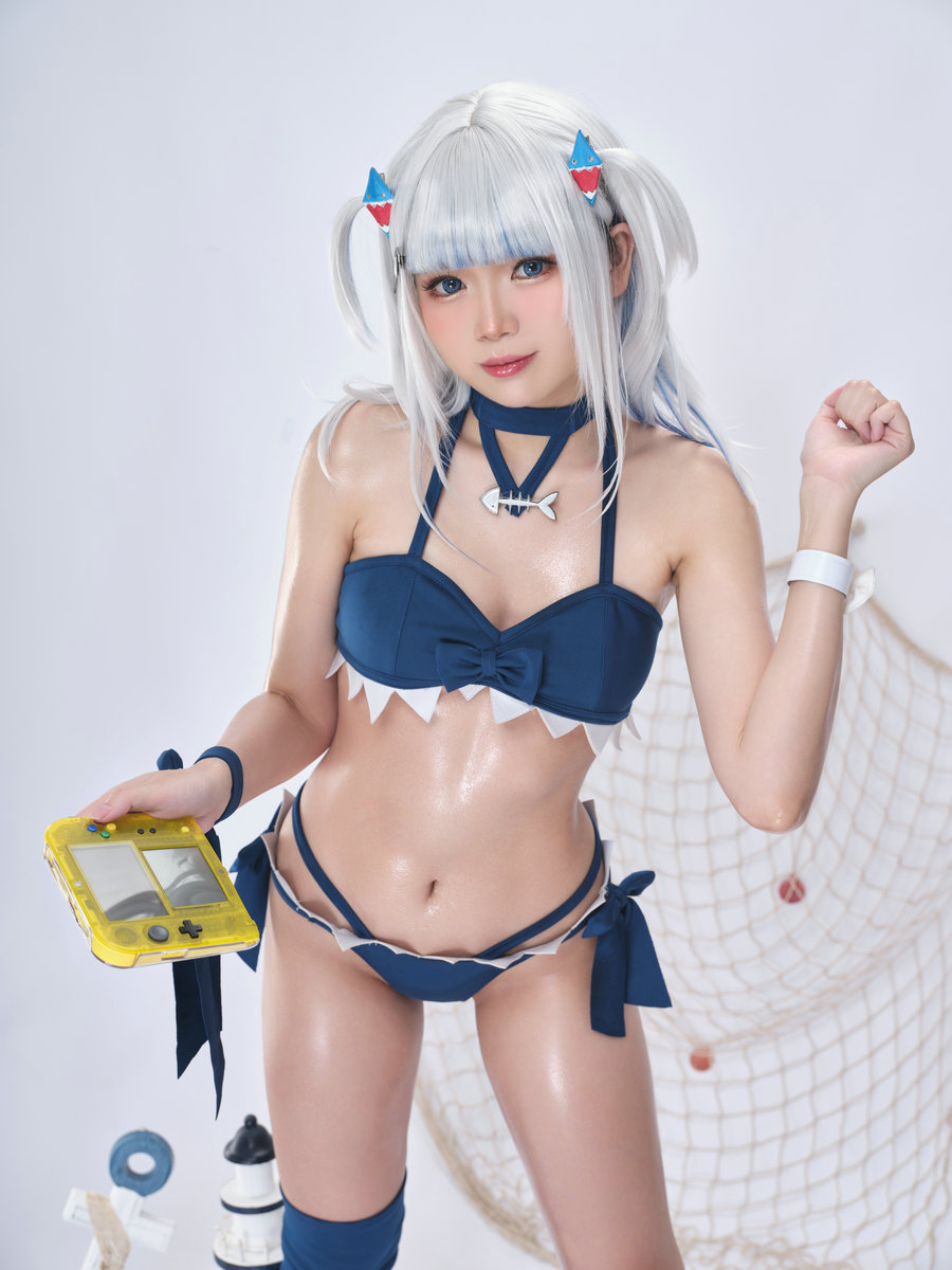 ZinieQ – Hololive Gawr Gura Swimsuit [25P2V-638MB]-优选资源网