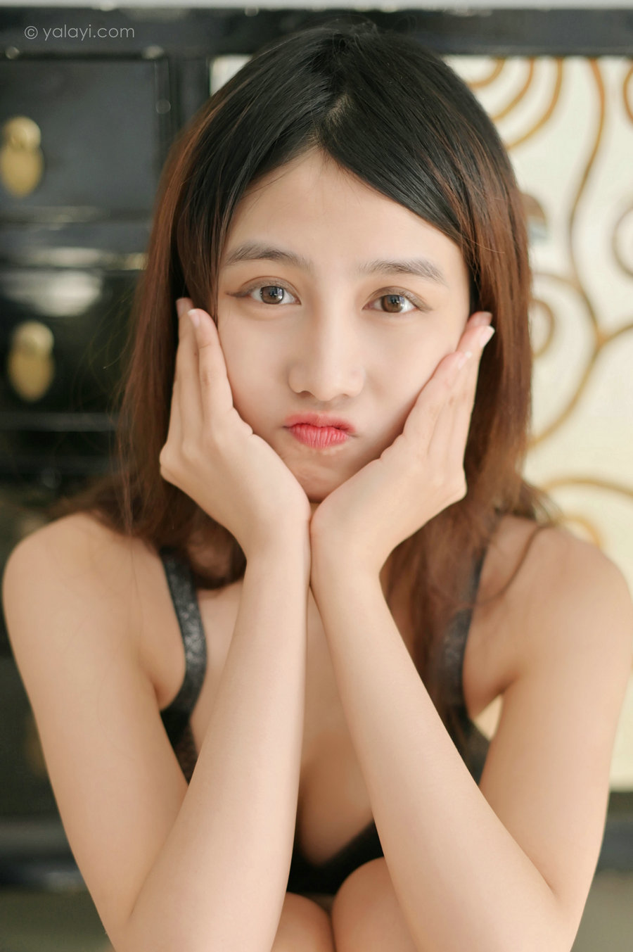 [YALAYI雅拉伊] 2024.04.19 No.1118 家有丽人 彤彤 [55P-509MB]-优选资源网