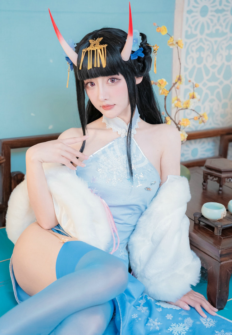 紫氯氯 – 能代 貅 旗袍 [18P-27MB]-优选资源网