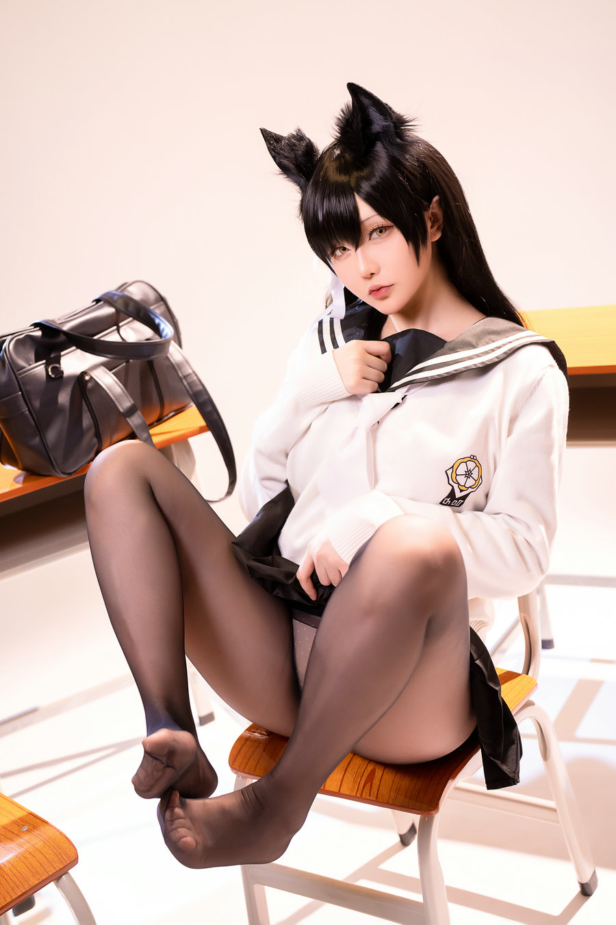 Coser小姐姐星之迟迟 – 碧蓝航线爱宕 [50P-299MB]-优选资源网