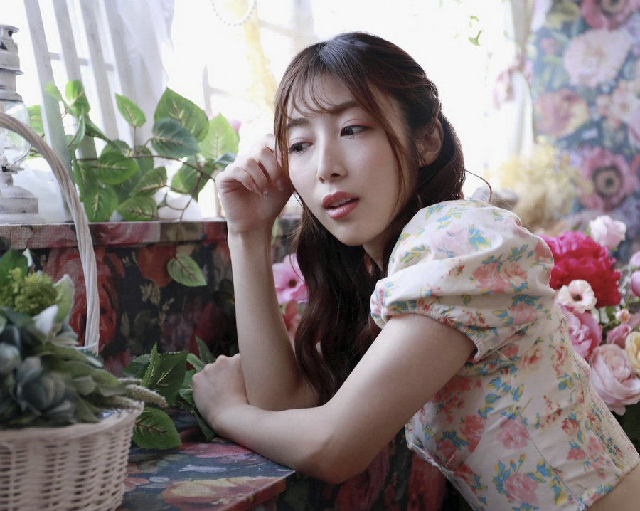 宇野栞菜 – おやすみフィクション [351P267MB]-优选资源网