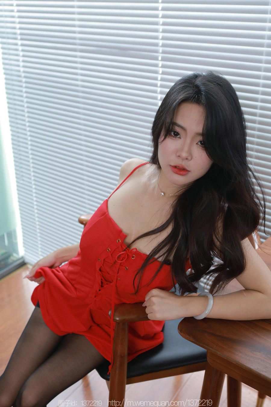 IESS异思趣向 – 模特：兔兔《红颜美仁》[82P-84MB]-优选资源网
