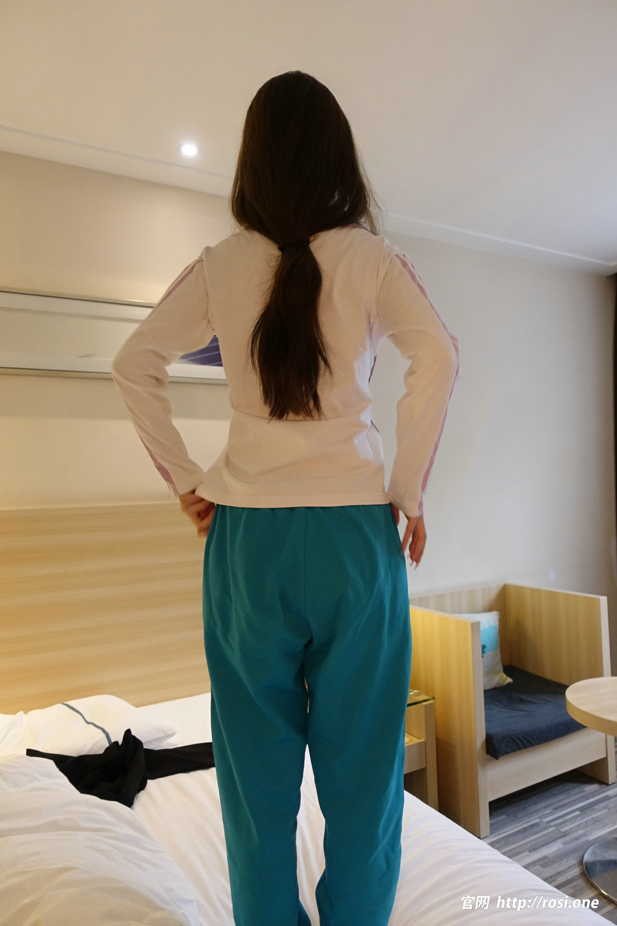 [ROSI写真]2023.03.15 NO.4118 139P/145MB-优选资源网