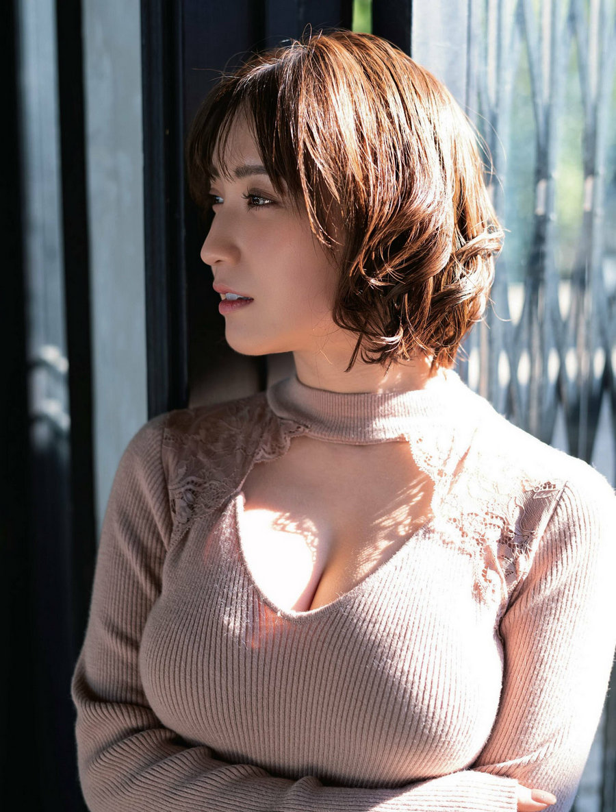 [Weekly SPA!] 2023.02.14 トリンドル玲奈 伊藤愛真 [26P]-优选资源网