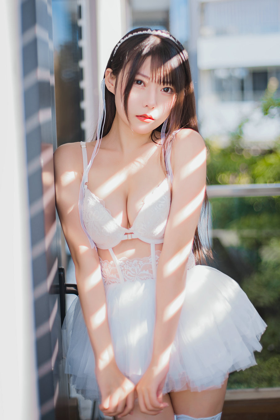 香草喵露露写真 – 杨枝甘露 白色纱裙 [48P1V-1.22GB]-优选资源网
