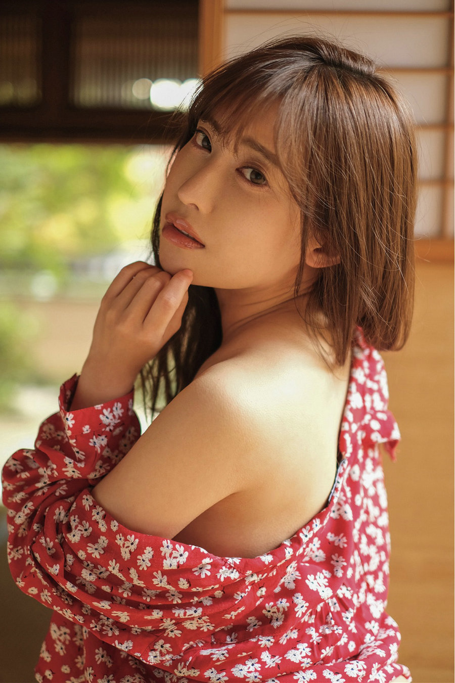 ひだまりの中で 望月りさ ヌード写真集 [64P48MB]-优选资源网