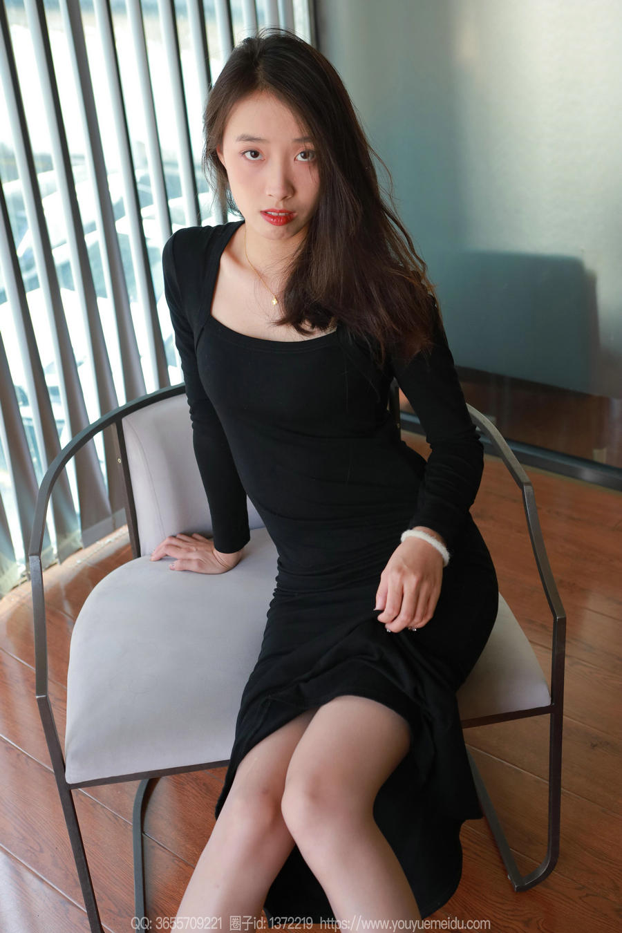 IESS异思趣向 – 模特：小九《包臀黑裙》[89P-72MB]-优选资源网