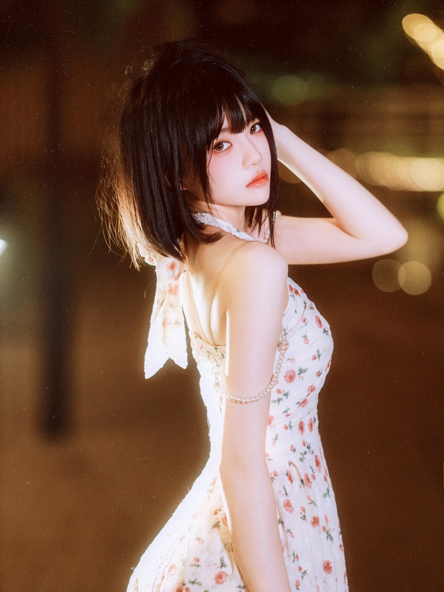 桜桃喵 – 晚风 [14P-225MB]-优选资源网