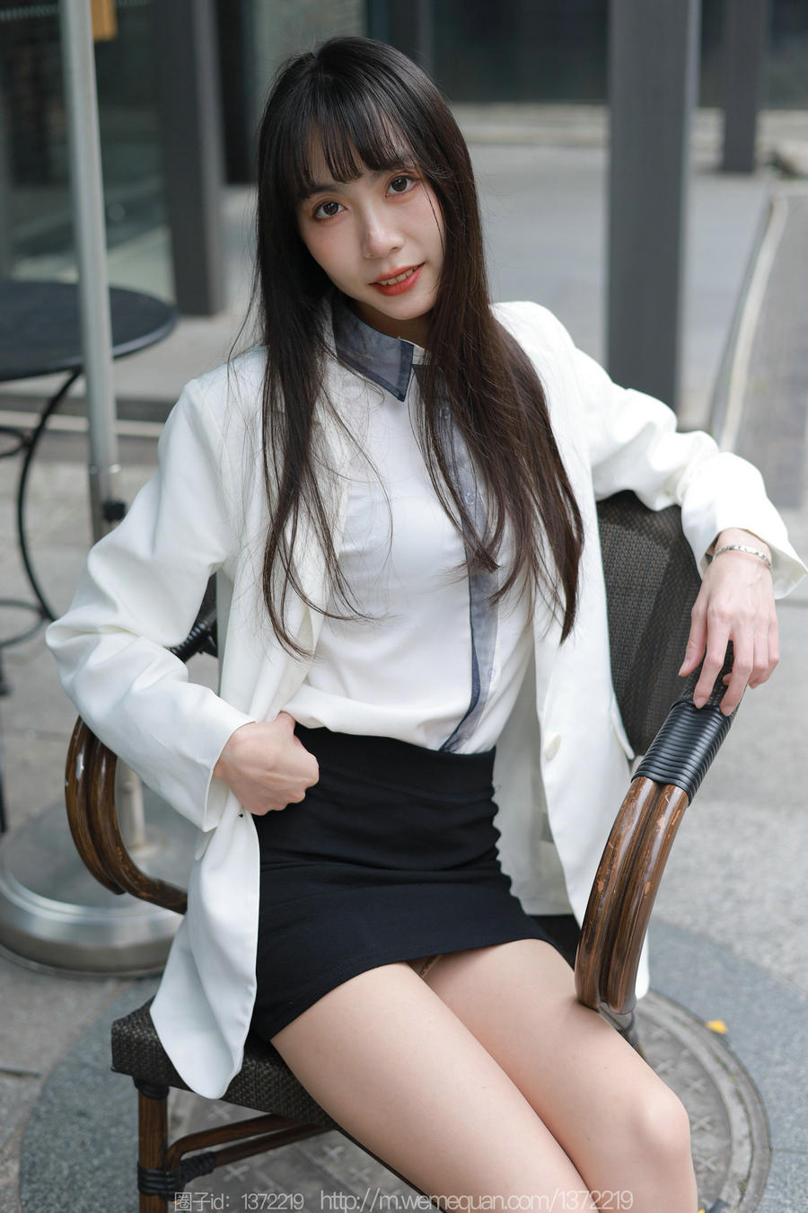 IESS异思趣向 – 模特：团团《街拍OL美女》[89P-93MB]-优选资源网