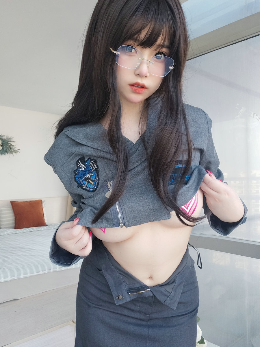 女主K – 沉默的学姐 [102P-742MB]-优选资源网