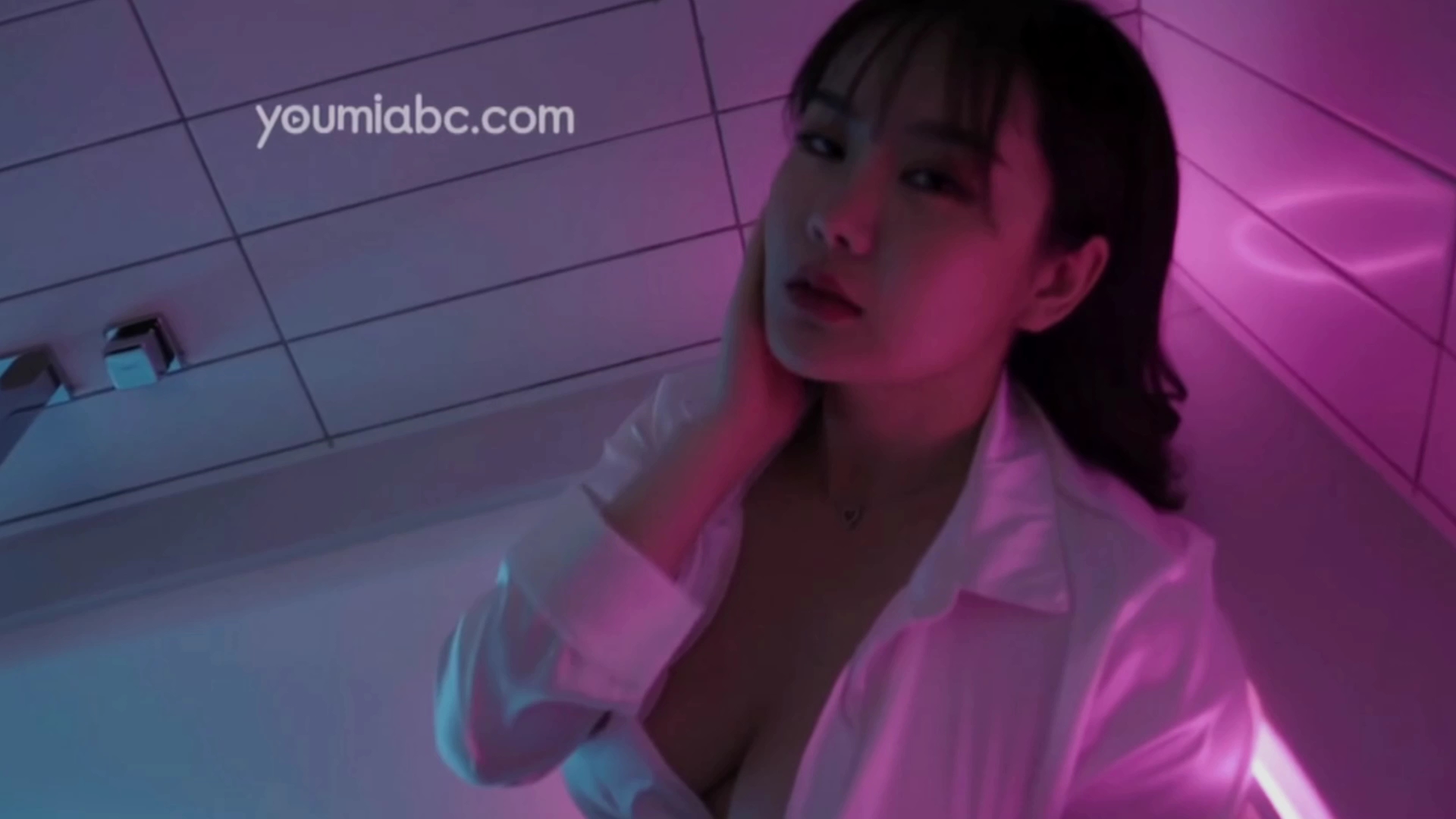 [YouMei]尤美视频 2020.01.22 No.540 夜色下の浴室风光 易阳 [MP4-192MB]-优选资源网