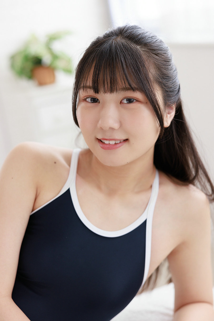 [Minisuka.tv] Mio Horikita 堀北美桜 – Secret Gallery (STAGE1) 3 Set 3.2 [32P18MB]-优选资源网