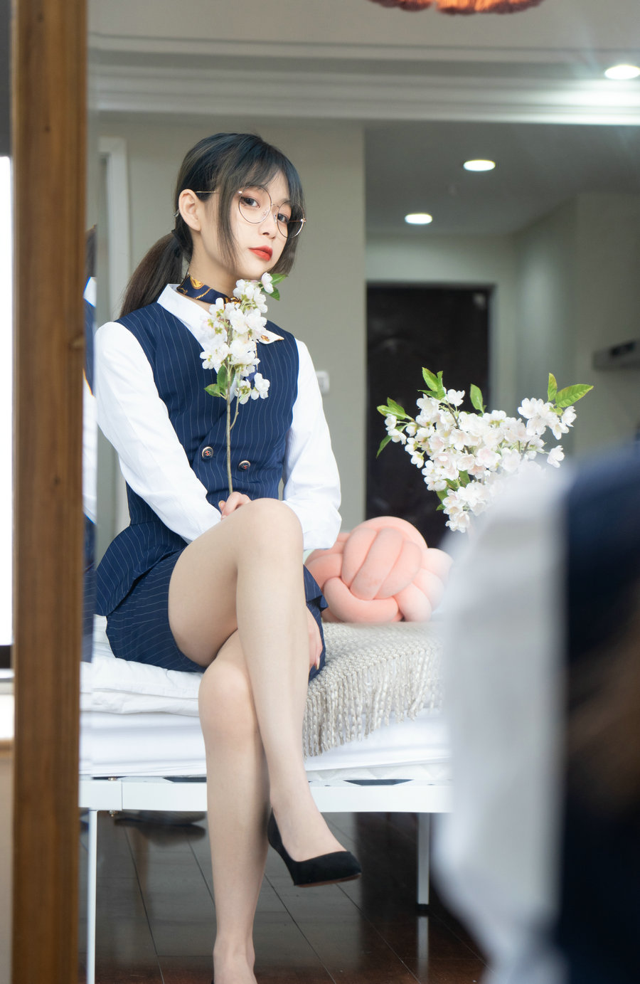 梨瑾瑾 – 乘务员 [20P-272MB]-优选资源网