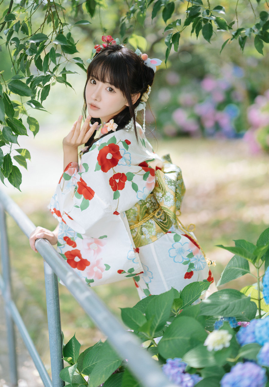 紫氯氯 – 无尽夏 [18P-58MB]-优选资源网