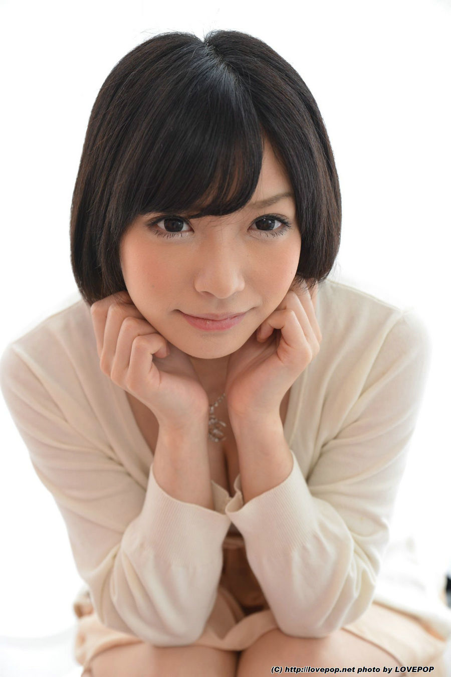 [LOVEPOP] Urumi Narumi 成海うるみ Photoset 01 [90P15MB]-优选资源网