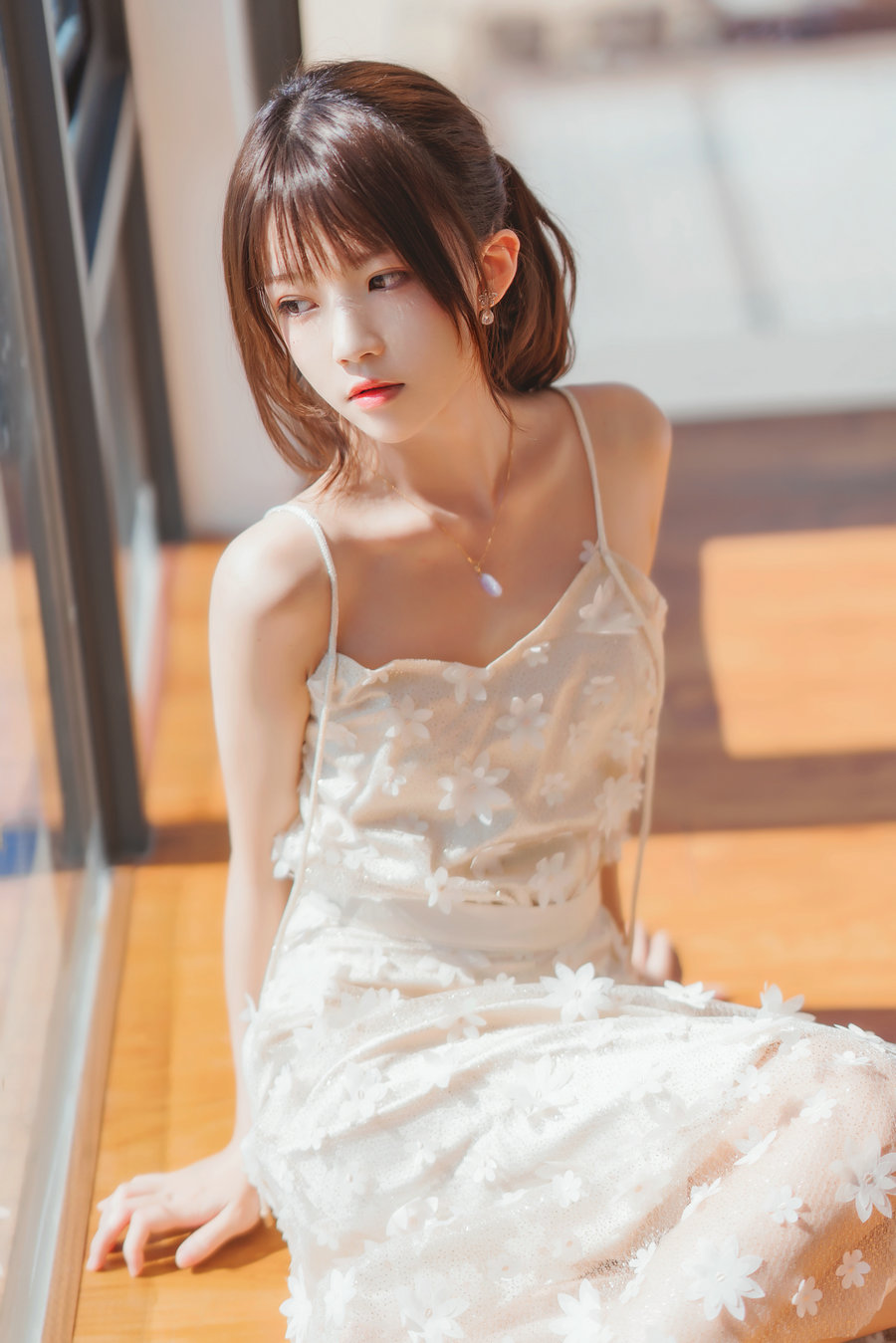 桜桃喵 – 粼光 [25P-190MB]-优选资源网