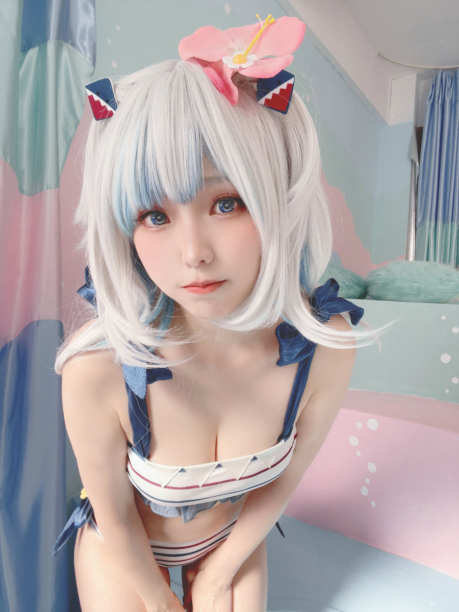 Ely_eee(ElyEE子) – Gawr Gura Swimsuit [26P-51MB]-优选资源网