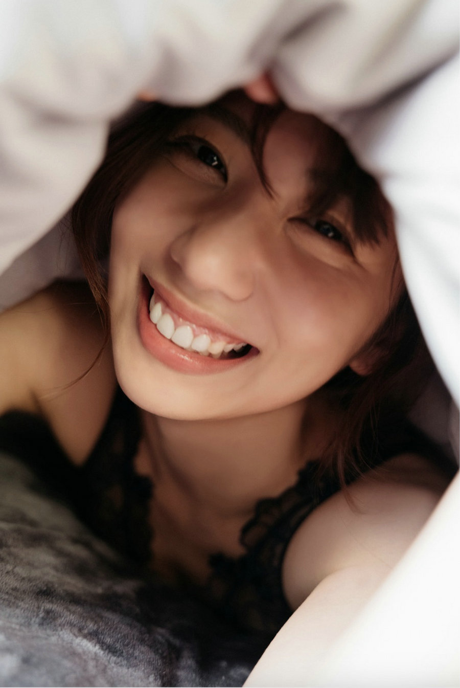 山岸逢花 デジタル写真集 とられち [86P40MB]-优选资源网