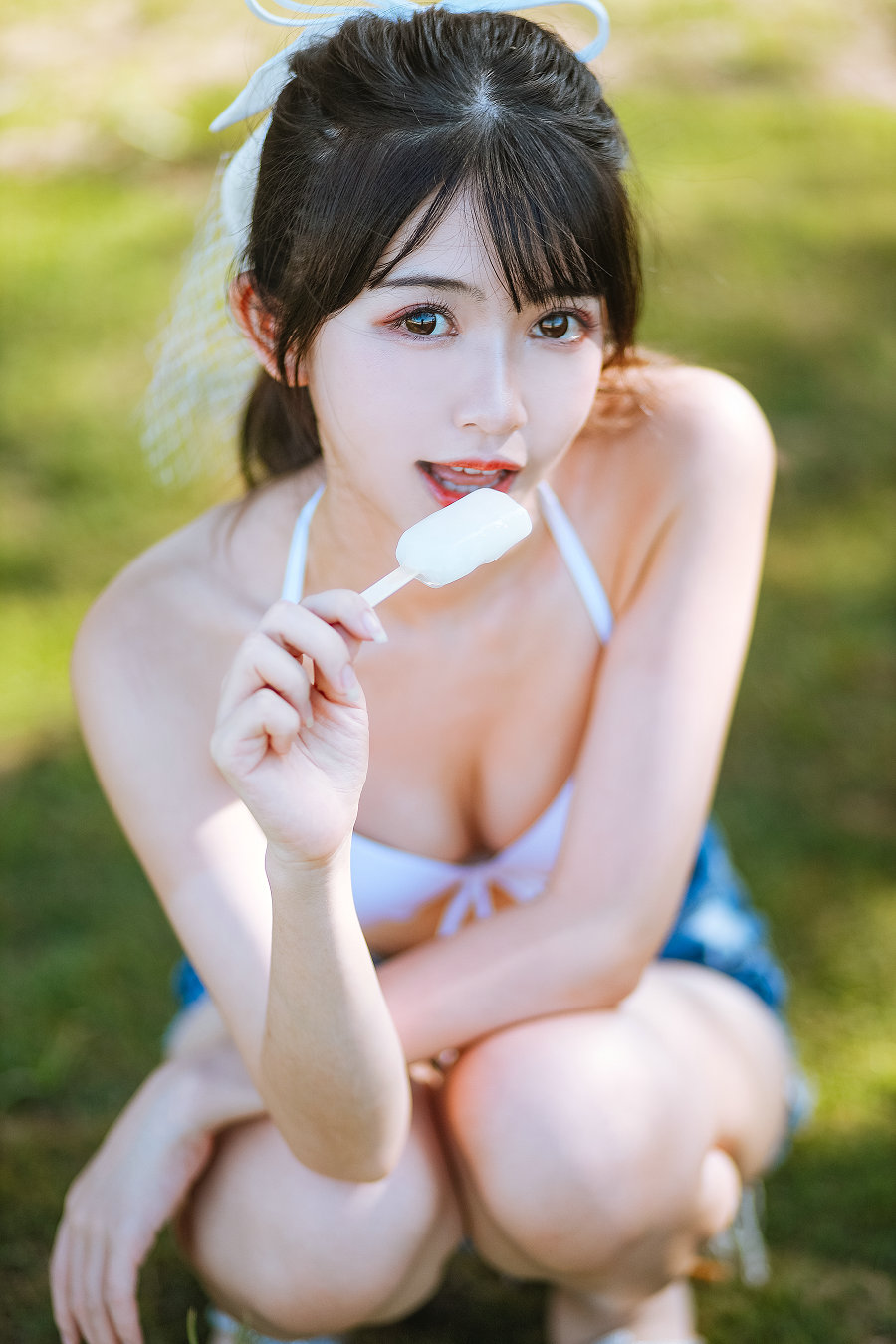 超人气Coser鳗鱼霏儿 – 海边 [18P-298MB]-优选资源网