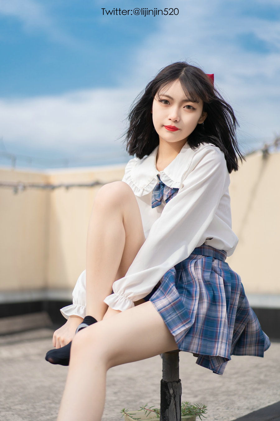 梨瑾瑾 – 户外JK [35P-318MB]-优选资源网