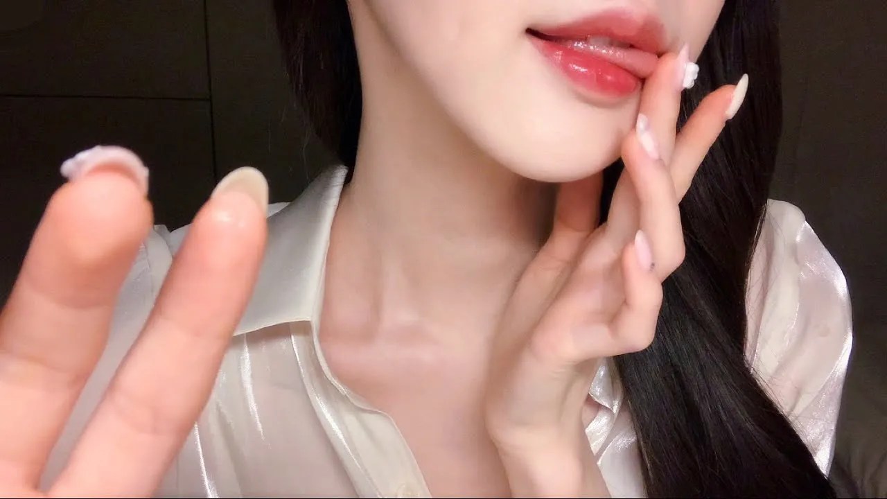[plob플롭]体验口水画的视觉魔法，享受唾液擦脸带来的温柔呵护-迷路的番茄-优选资源网