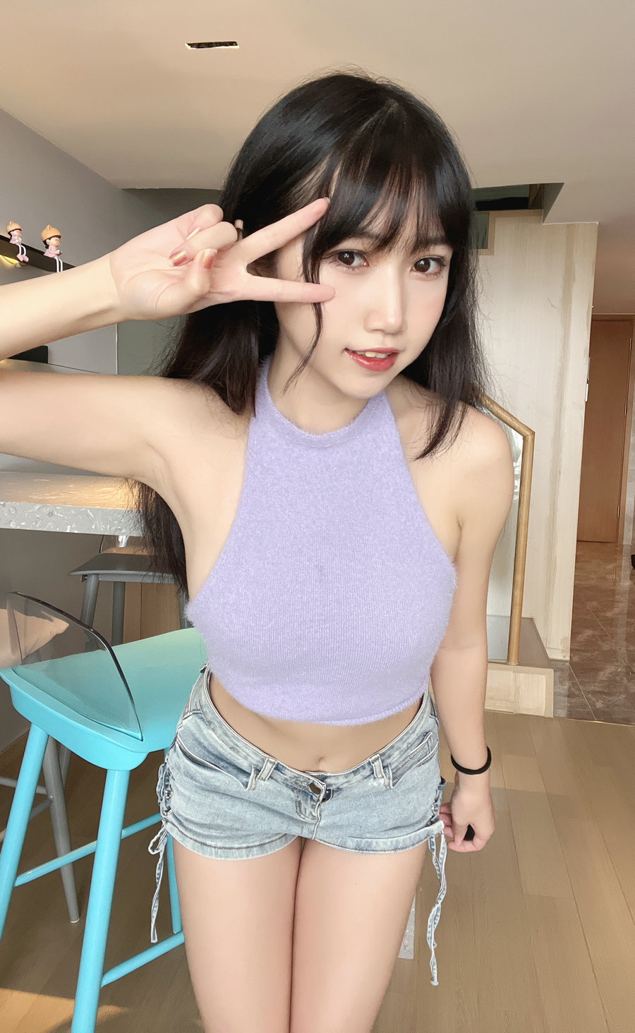 微博人气Coser不呆猫 – 紫色人妻日常 [33P1V-627MB]-优选资源网