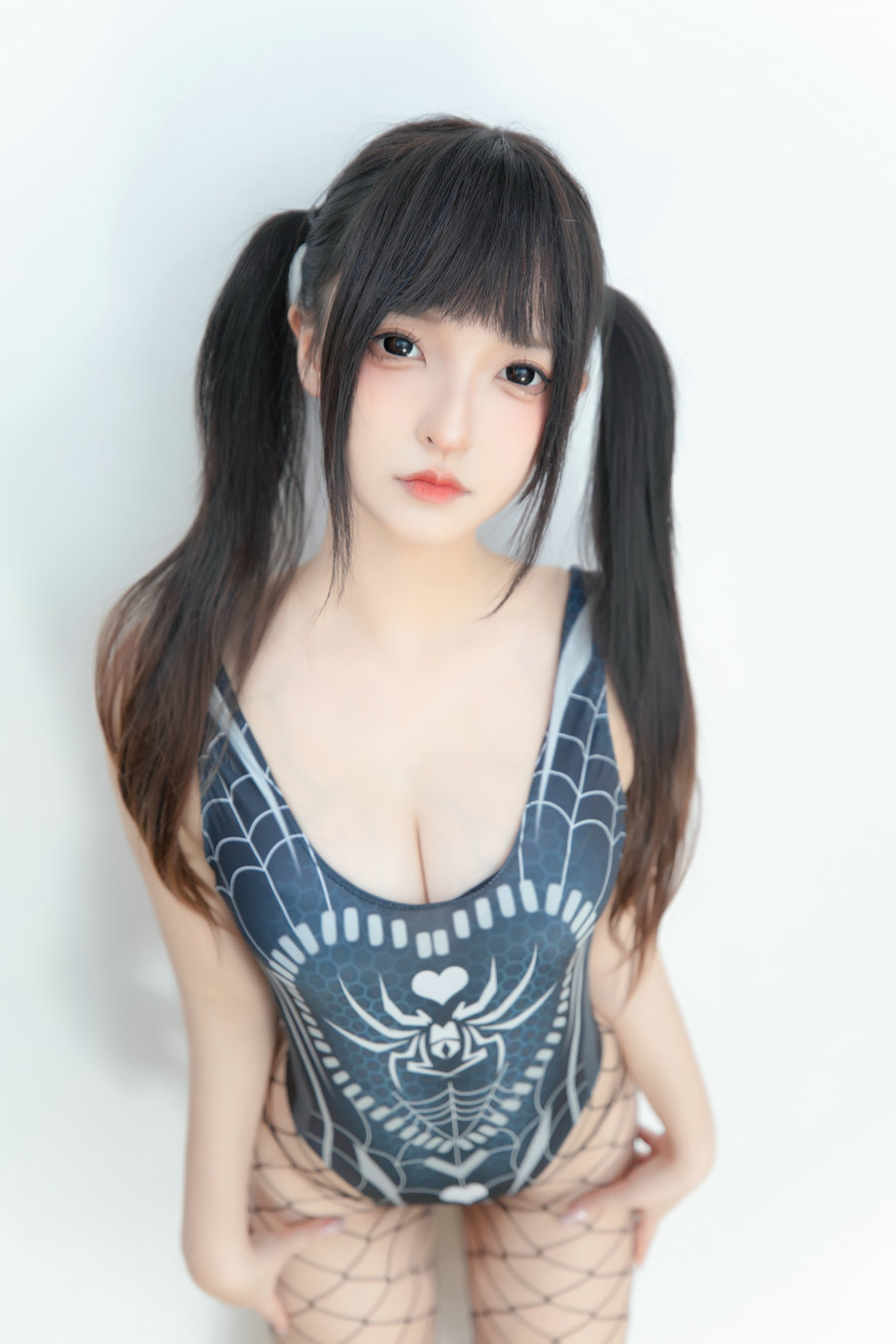 萝莉神楽板真冬之蜘蛛女孩 [75P2V-228MB]-优选资源网