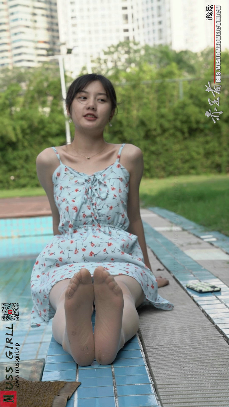 [MussGirl]慕丝女郎视频 No.009 不叶 纯欲颜值巅峰不叶泳池花裙丝足秀 [MP4-1.2…-优选资源网