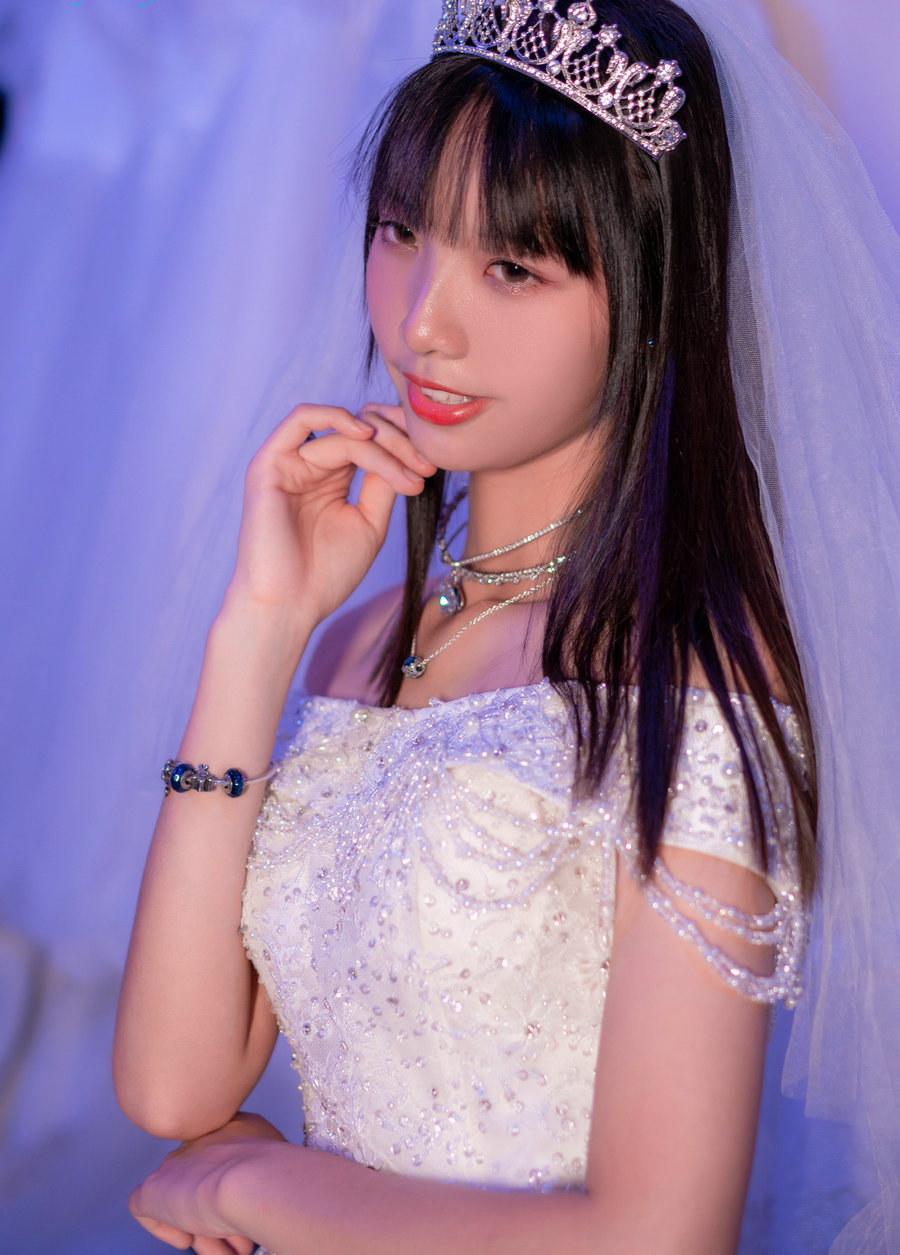 清纯妹子西瓜 – 纯白花嫁 [77P-86MB]-优选资源网